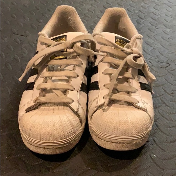 Adidas Superstars - Picture 3 of 4
